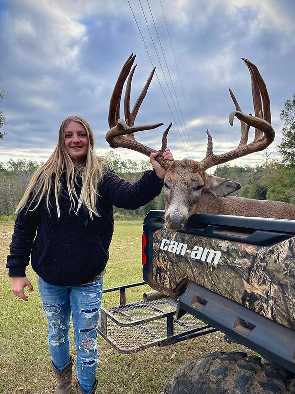 Hunter with trophy buck at Mosquito Creek Plantation Chattahoochee FL